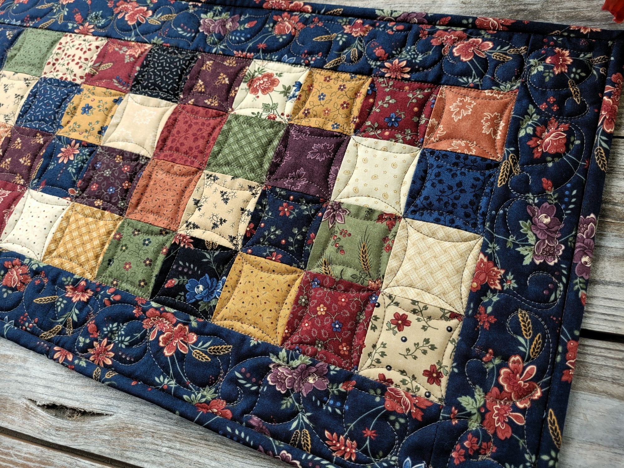 Outlet Navy Quilted Table Runner